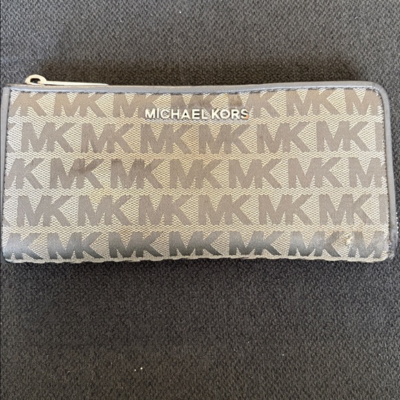 Michael Kors Gray and Brown Logo Wallet- good condition, - Picture 2 of 11